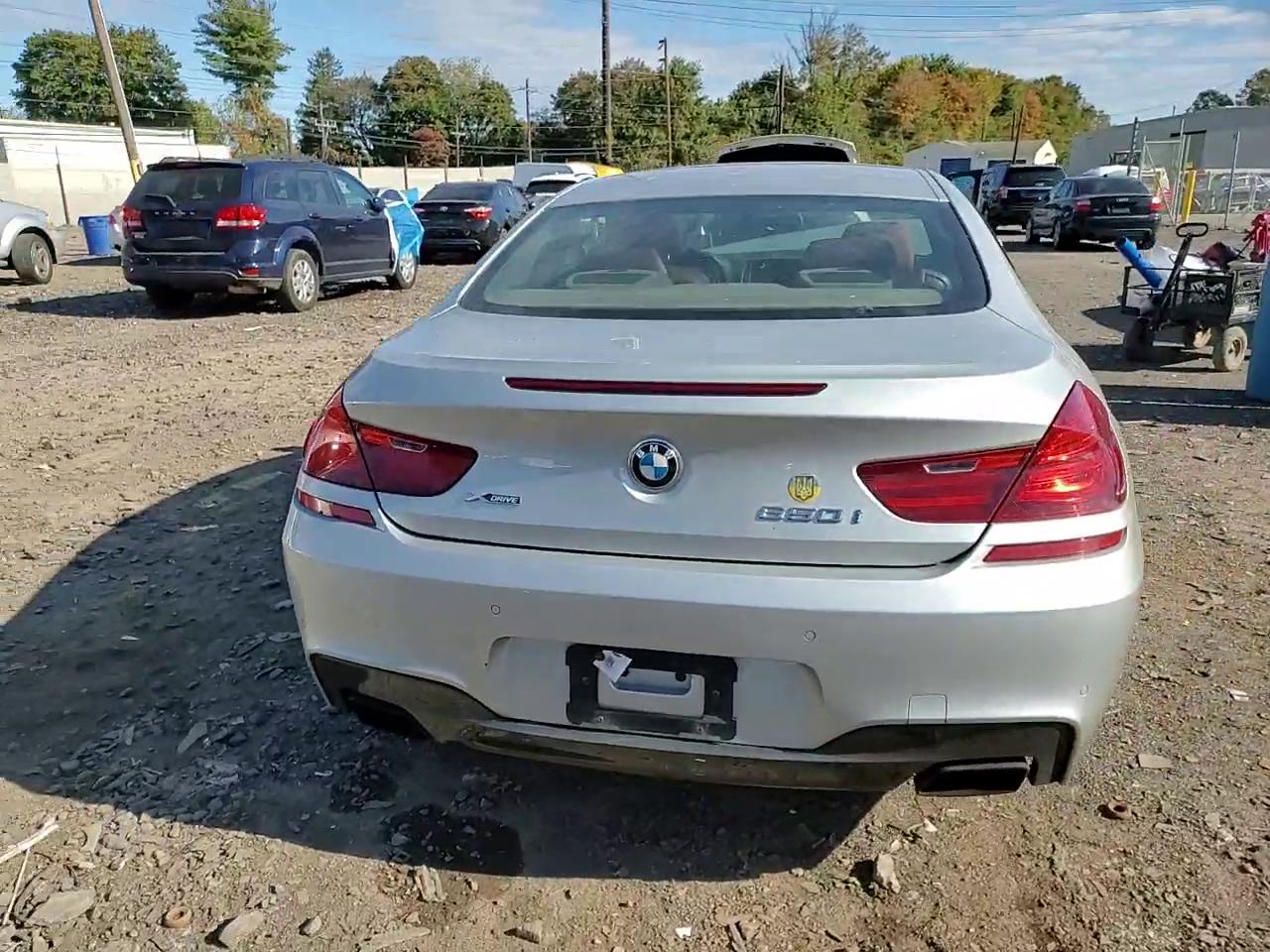 Фото: WBAYM1C51FD325274