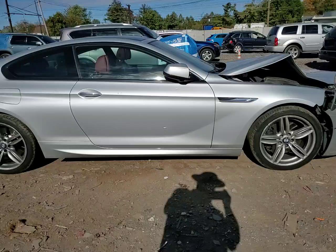 Фото: WBAYM1C51FD325274