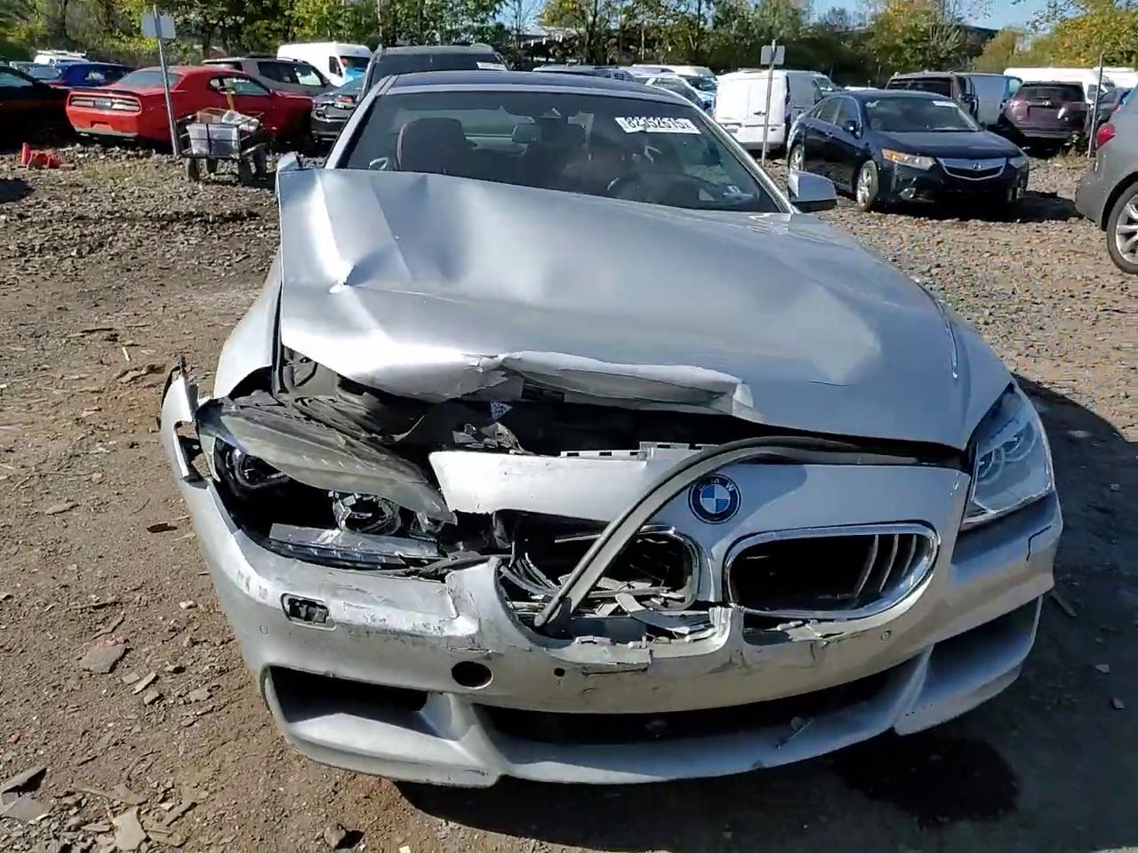 Фото: WBAYM1C51FD325274