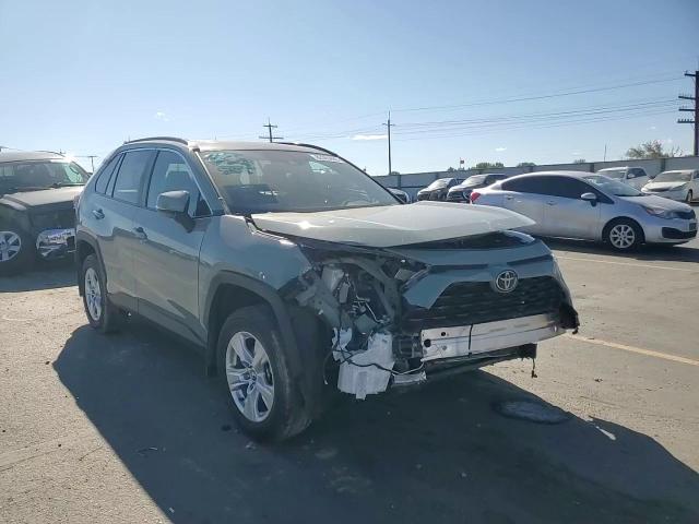 2020 Toyota Rav4 Xle VIN: 2T3P1RFV0LW121761 Lot: 82365605