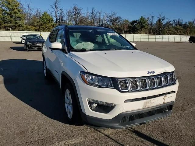 2019 Jeep Compass Latitude VIN: 3C4NJDBB9KT813951 Lot: 82427025