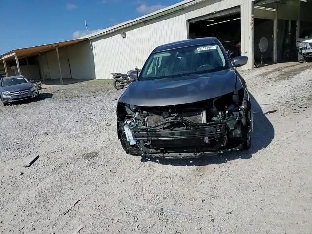 2017 Nissan Rogue S VIN: JN8AT2MT3HW384610 Lot: 82123585