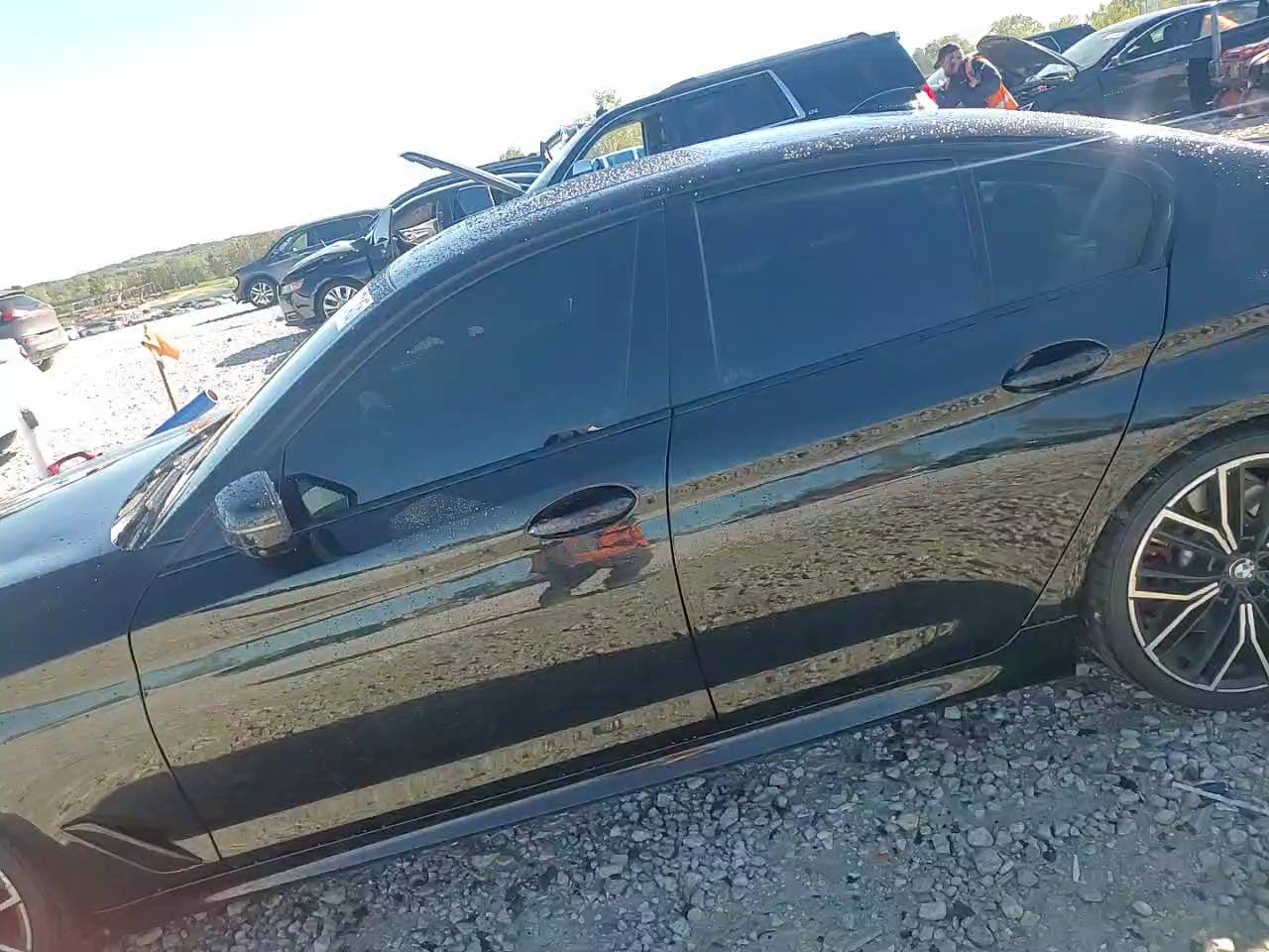 Фото: WBA13BK05MCG11439