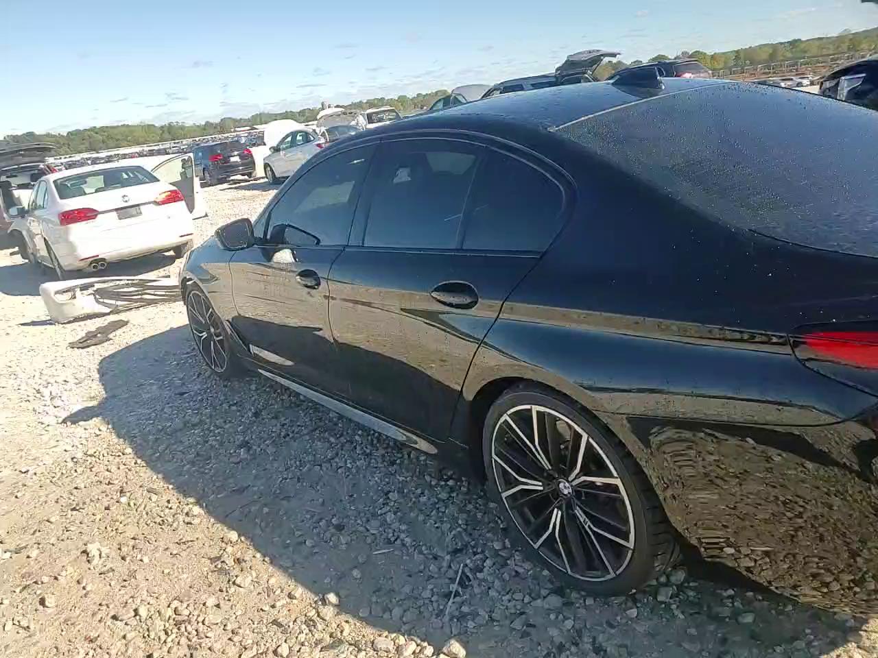 Фото: WBA13BK05MCG11439