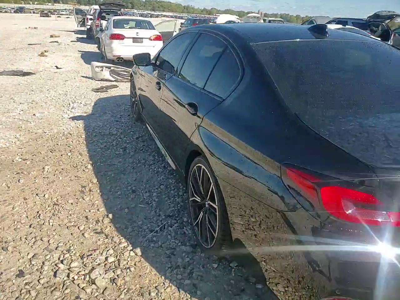 Фото: WBA13BK05MCG11439