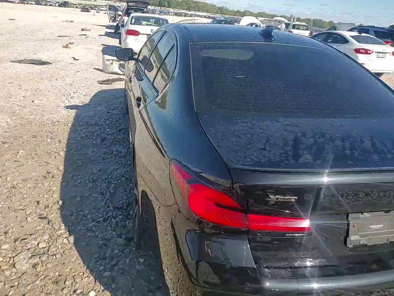 Фото: WBA13BK05MCG11439