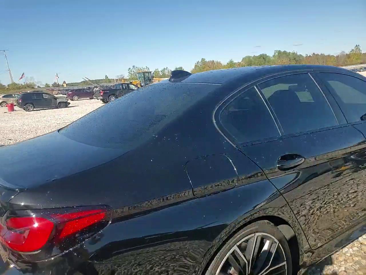 Фото: WBA13BK05MCG11439