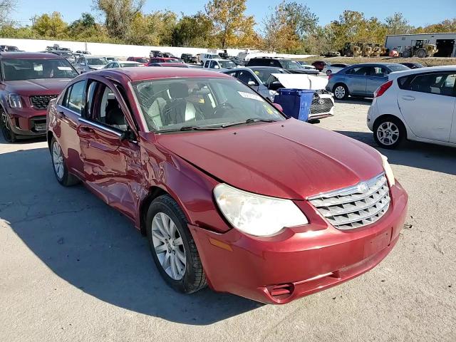 2010 Chrysler Sebring Limited VIN: 1C3CC5FB8AN231005 Lot: 90610325
