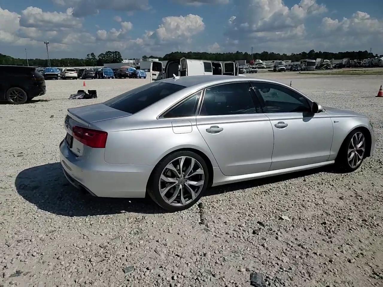 Фото: WAUHGAFC3CN171318