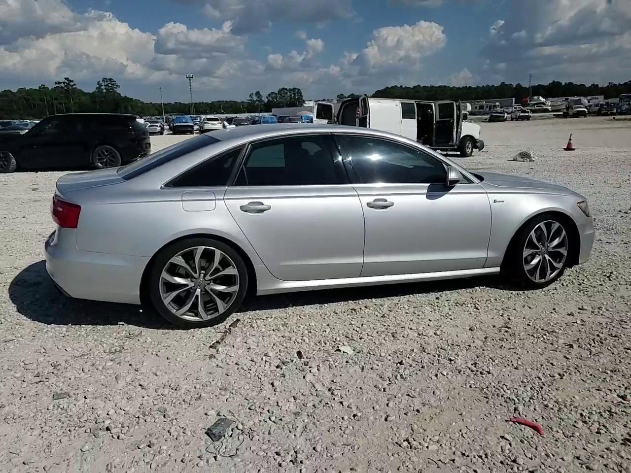 Фото: WAUHGAFC3CN171318