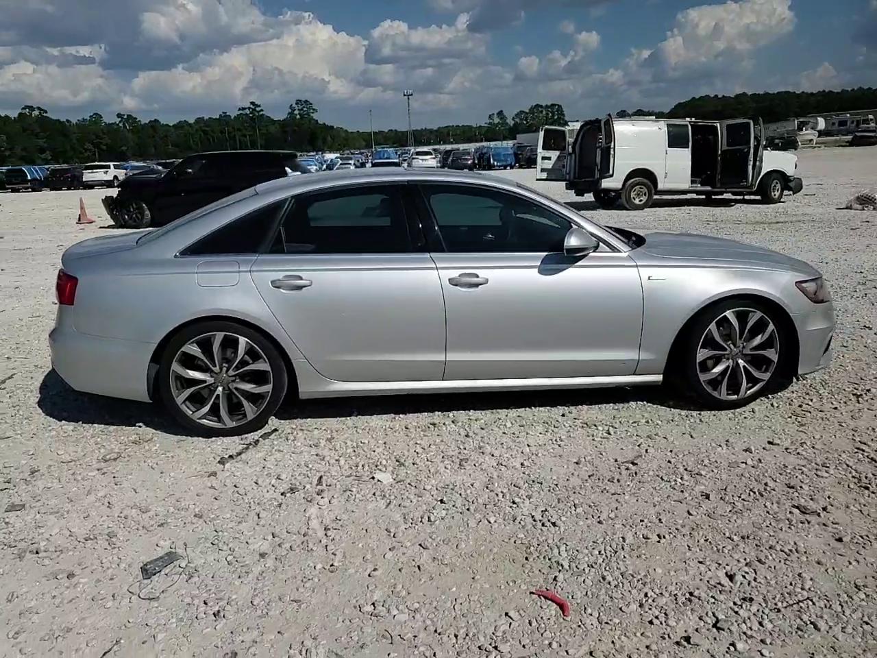 Фото: WAUHGAFC3CN171318