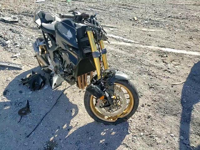 2025 Honda Cb1000 Sp VIN: JH2SC8614SK000418 Lot: 82185415