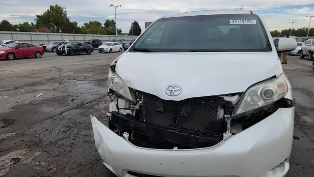 2015 Toyota Sienna Xle VIN: 5TDYK3DC6FS576944 Lot: 86149425