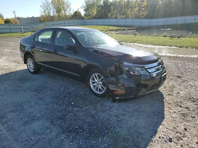 2012 Ford Fusion S VIN: 3FAHP0GA1CR391750 Lot: 86143945