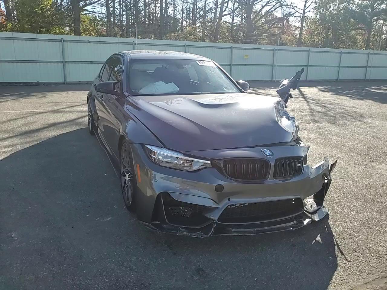 Фото: WBS8M9C53H5G84684