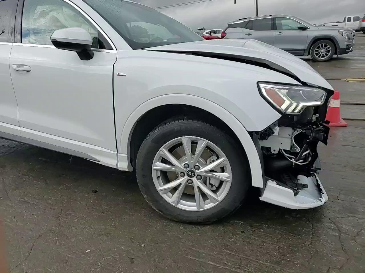 Фото: WA1DECF36S1075511