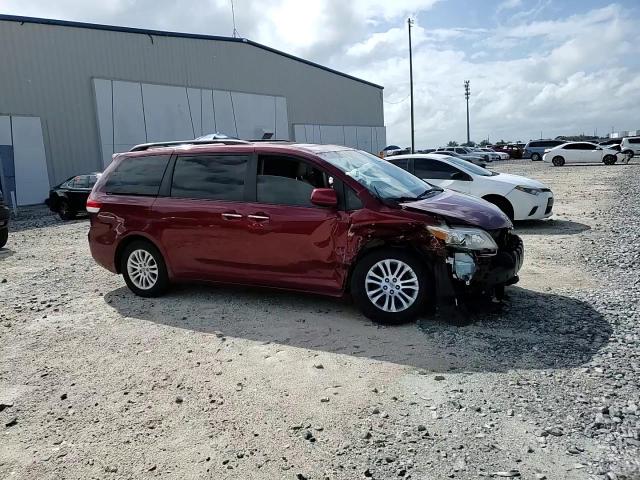 2014 Toyota Sienna Xle VIN: 5TDYK3DC8ES479503 Lot: 85530865