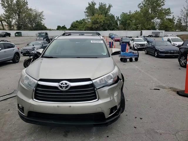 2015 Toyota Highlander Xle VIN: 5TDJKRFH9FS095180 Lot: 82432025