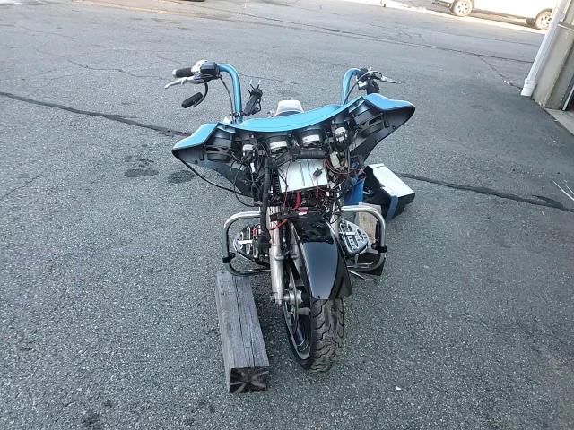 2011 Harley-Davidson Flhtk VIN: 1HD1KEM17BB639318 Lot: 82658065