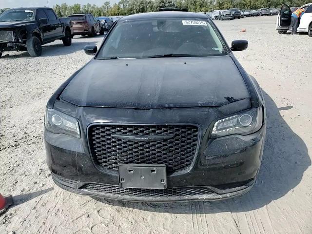 2023 Chrysler 300 Touring VIN: 2C3CCAAG6PH677036 Lot: 82759215