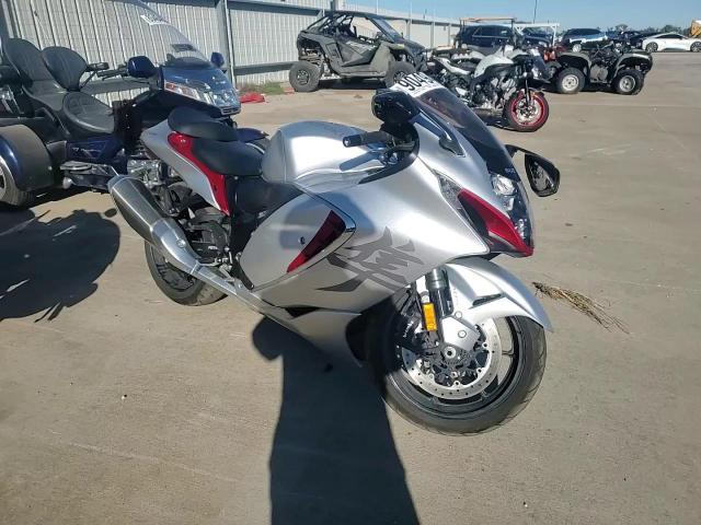 2022 Suzuki Gsx1300 Rr VIN: JS1EJ11B3N7102233 Lot: 90494125