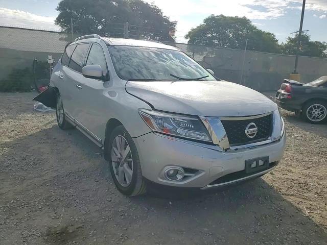 2016 Nissan Pathfinder S VIN: 5N1AR2MN8GC656821 Lot: 85945395