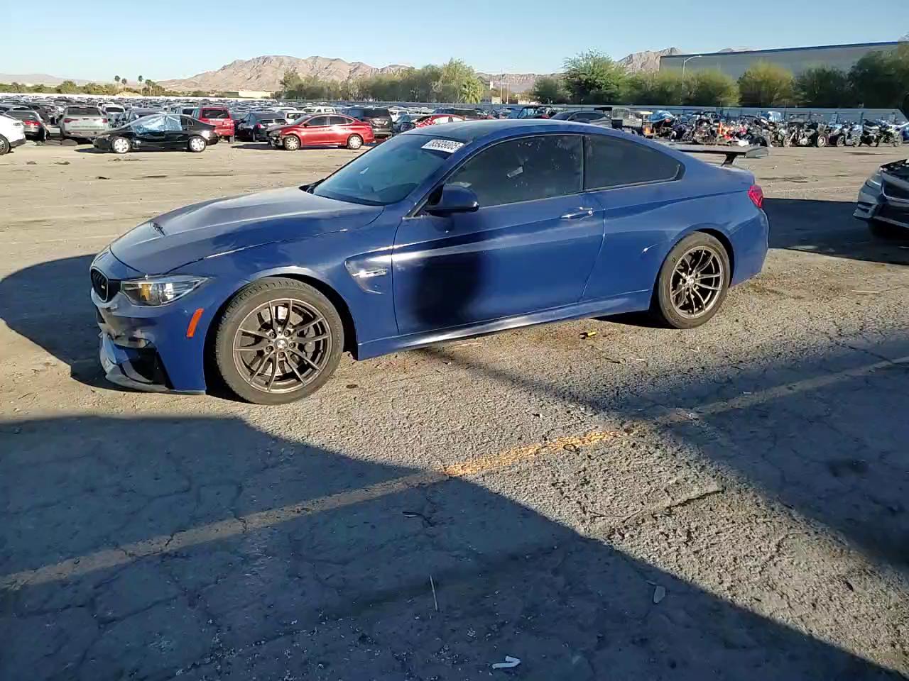 Фото: WBS4Y9C59JAC87772