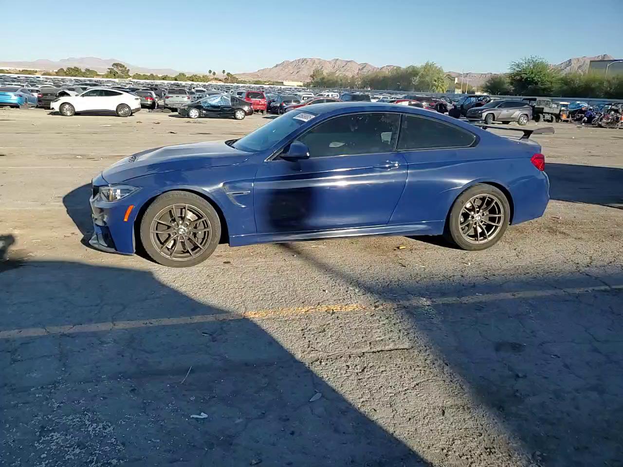 Фото: WBS4Y9C59JAC87772