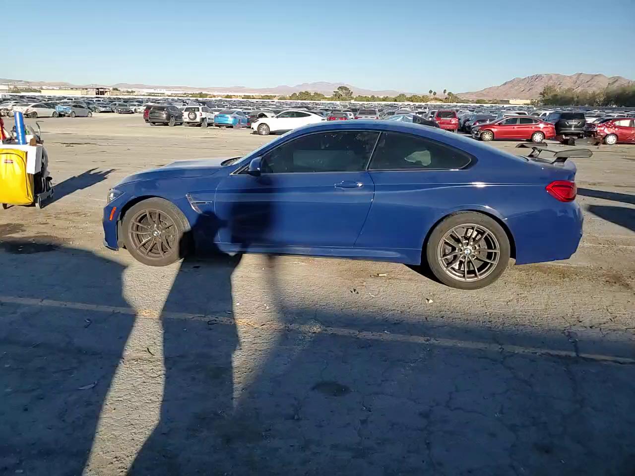 Фото: WBS4Y9C59JAC87772