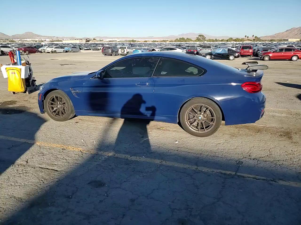 Фото: WBS4Y9C59JAC87772