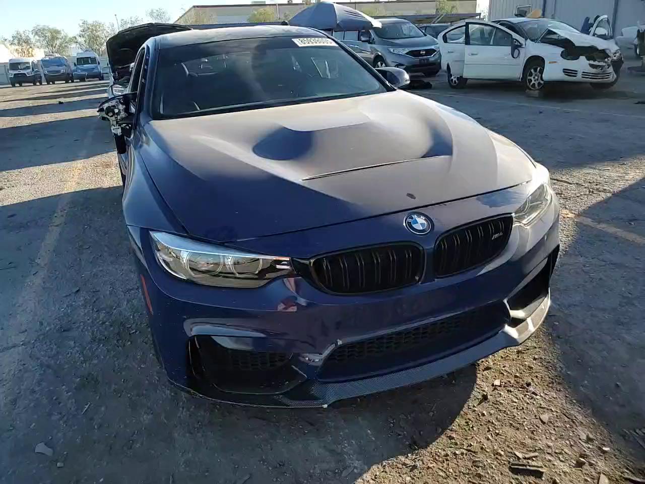 Фото: WBS4Y9C59JAC87772