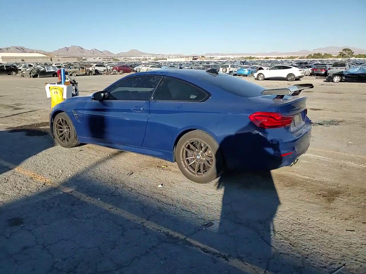 Фото: WBS4Y9C59JAC87772