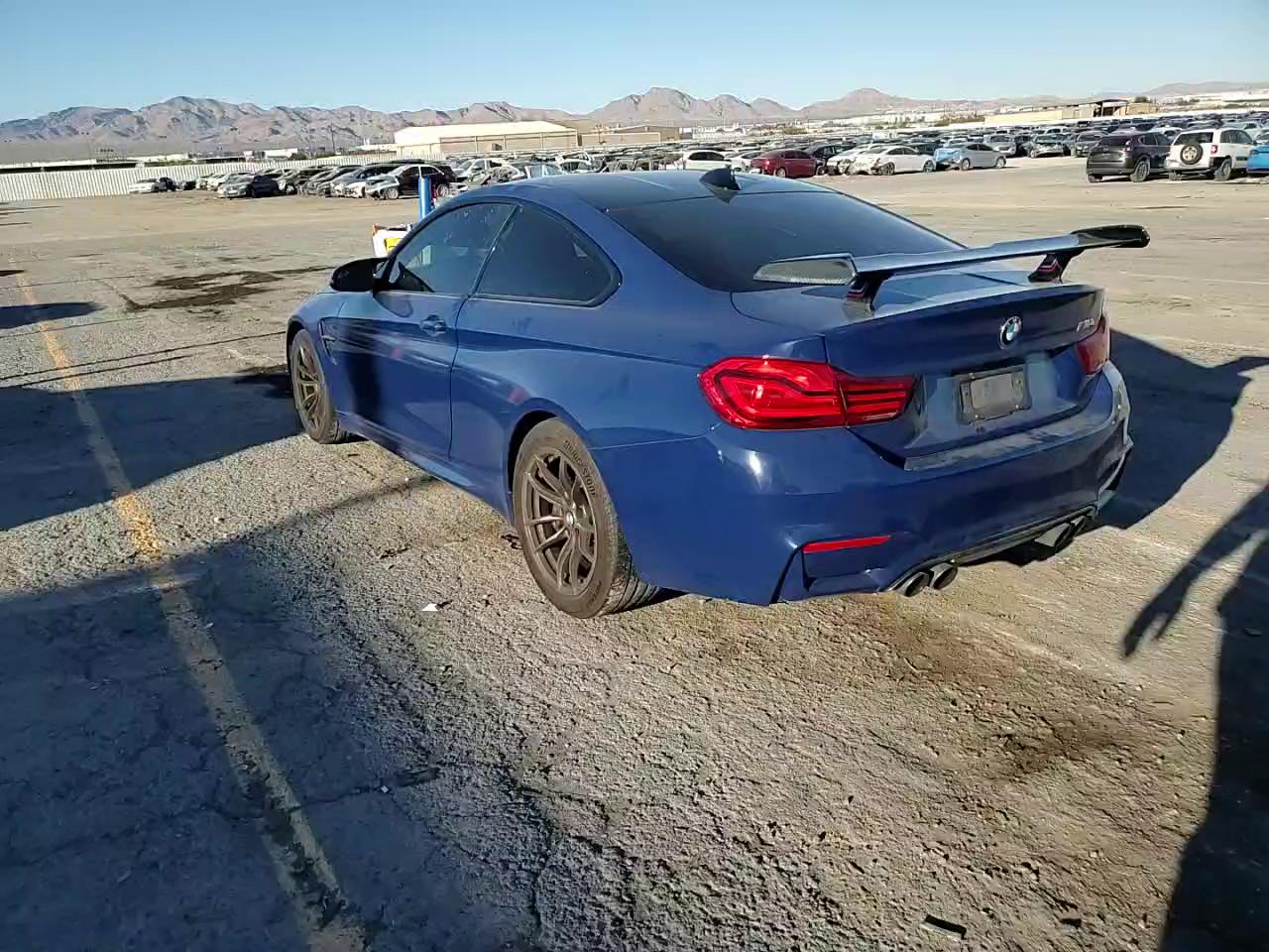 Фото: WBS4Y9C59JAC87772