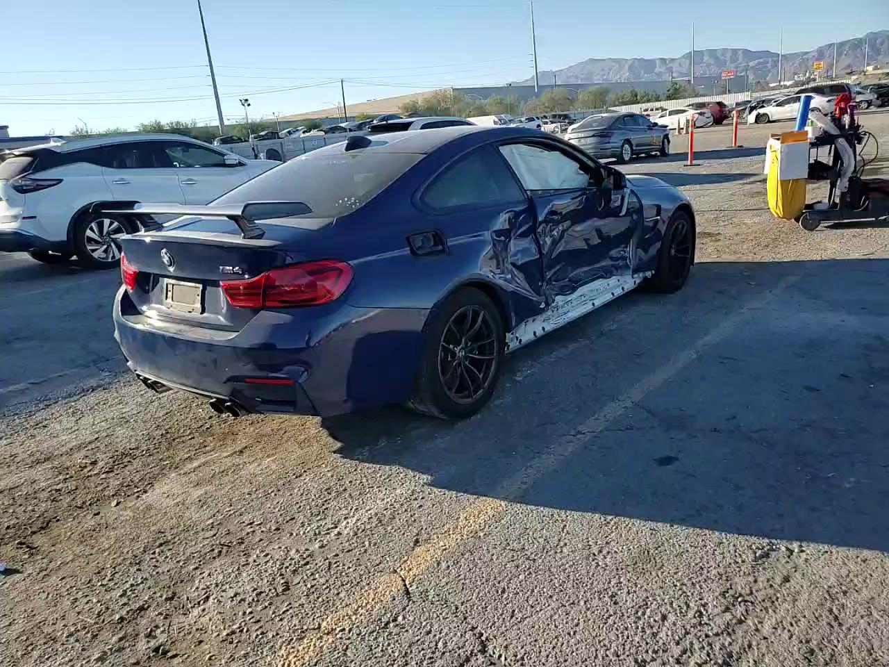 Фото: WBS4Y9C59JAC87772