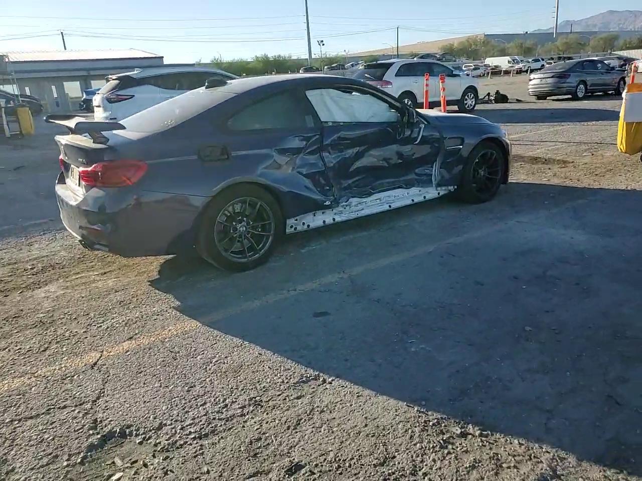 Фото: WBS4Y9C59JAC87772