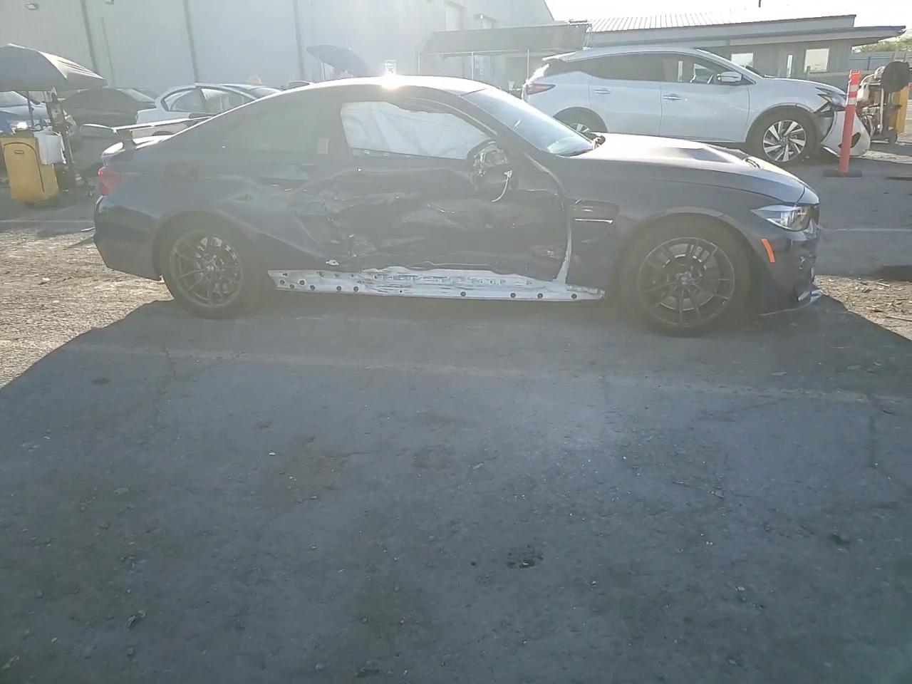 Фото: WBS4Y9C59JAC87772