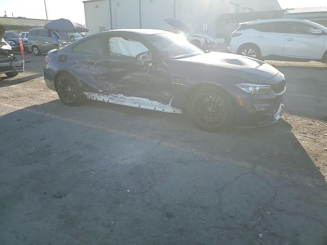 Фото: WBS4Y9C59JAC87772