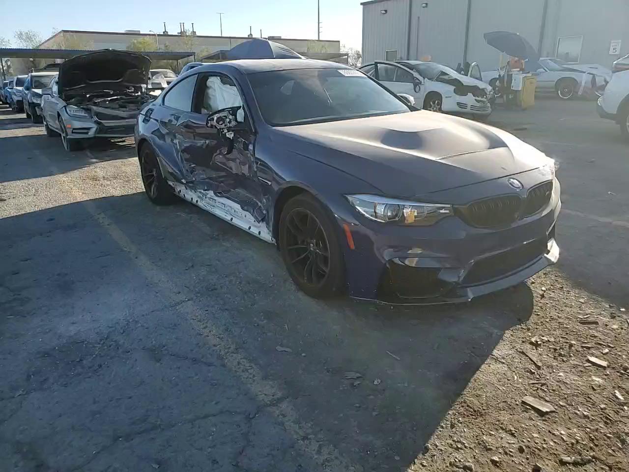 Фото: WBS4Y9C59JAC87772