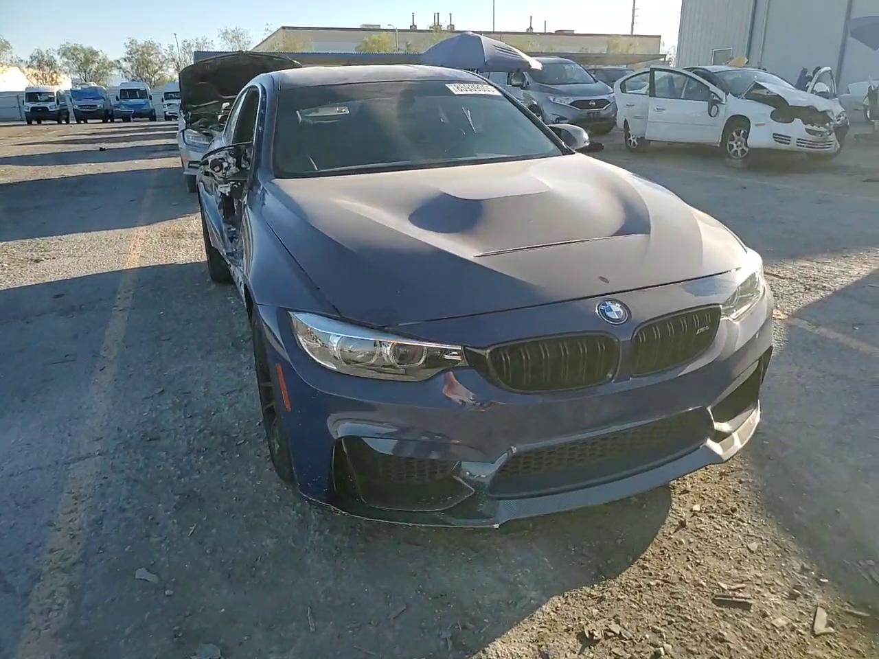 Фото: WBS4Y9C59JAC87772