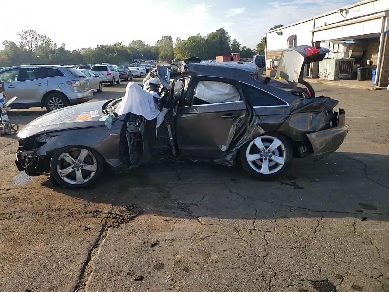 Фото: WAUBGAFC1CN023142