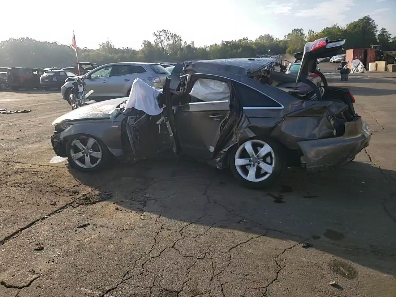 Фото: WAUBGAFC1CN023142