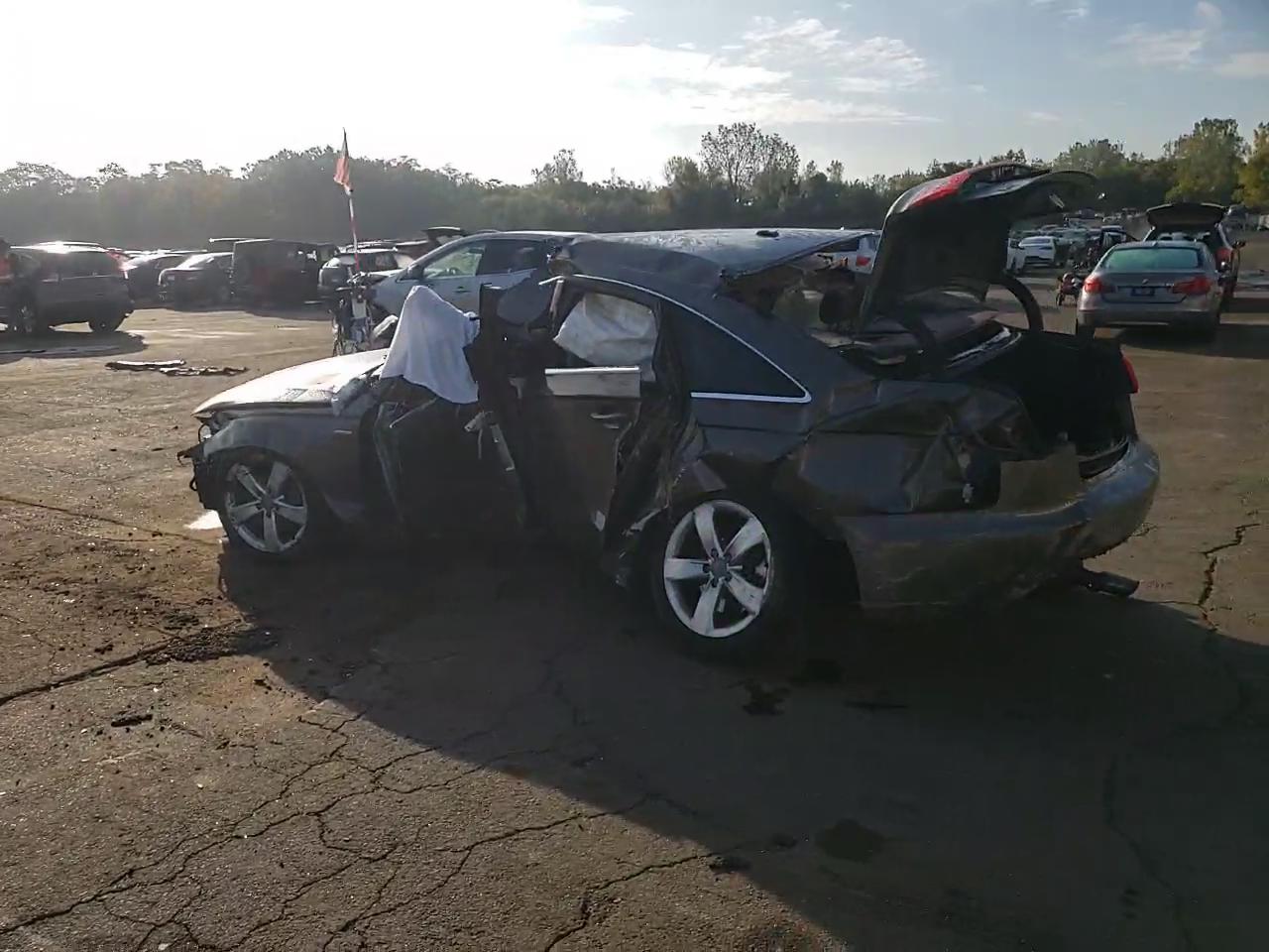 Фото: WAUBGAFC1CN023142