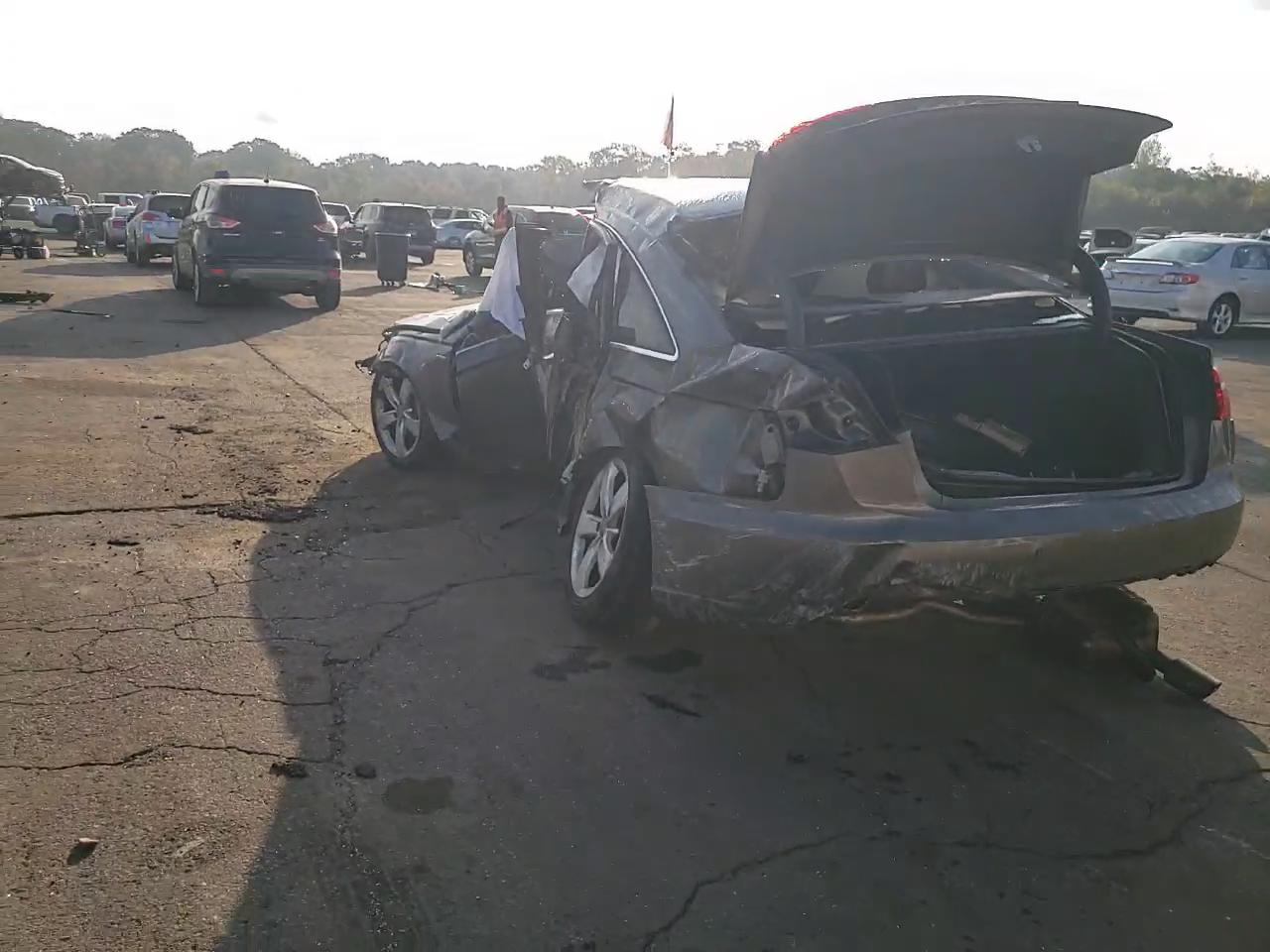 Фото: WAUBGAFC1CN023142