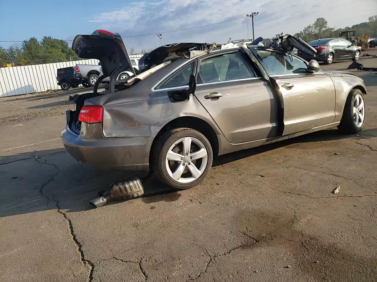 Фото: WAUBGAFC1CN023142