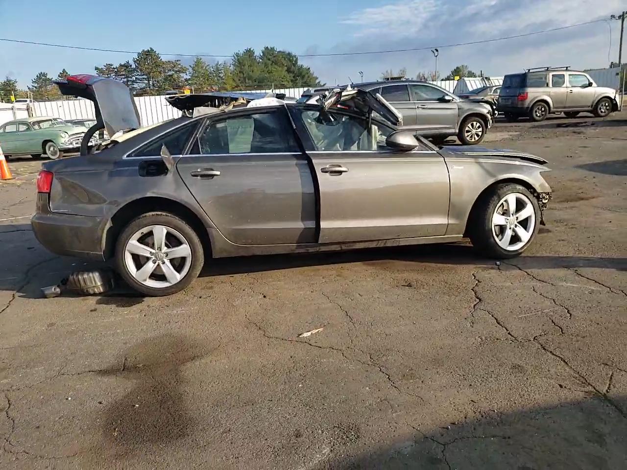 Фото: WAUBGAFC1CN023142