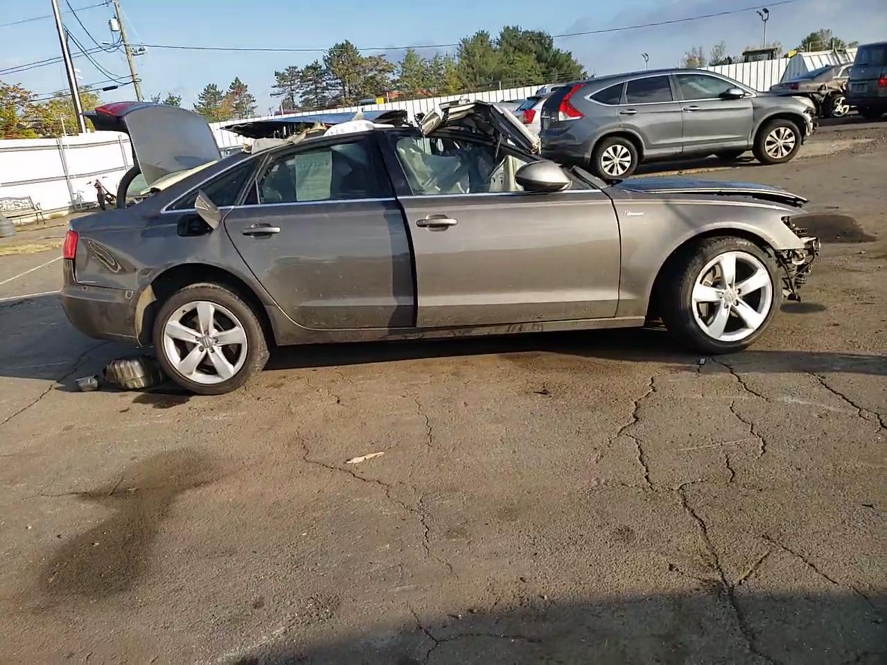 Фото: WAUBGAFC1CN023142