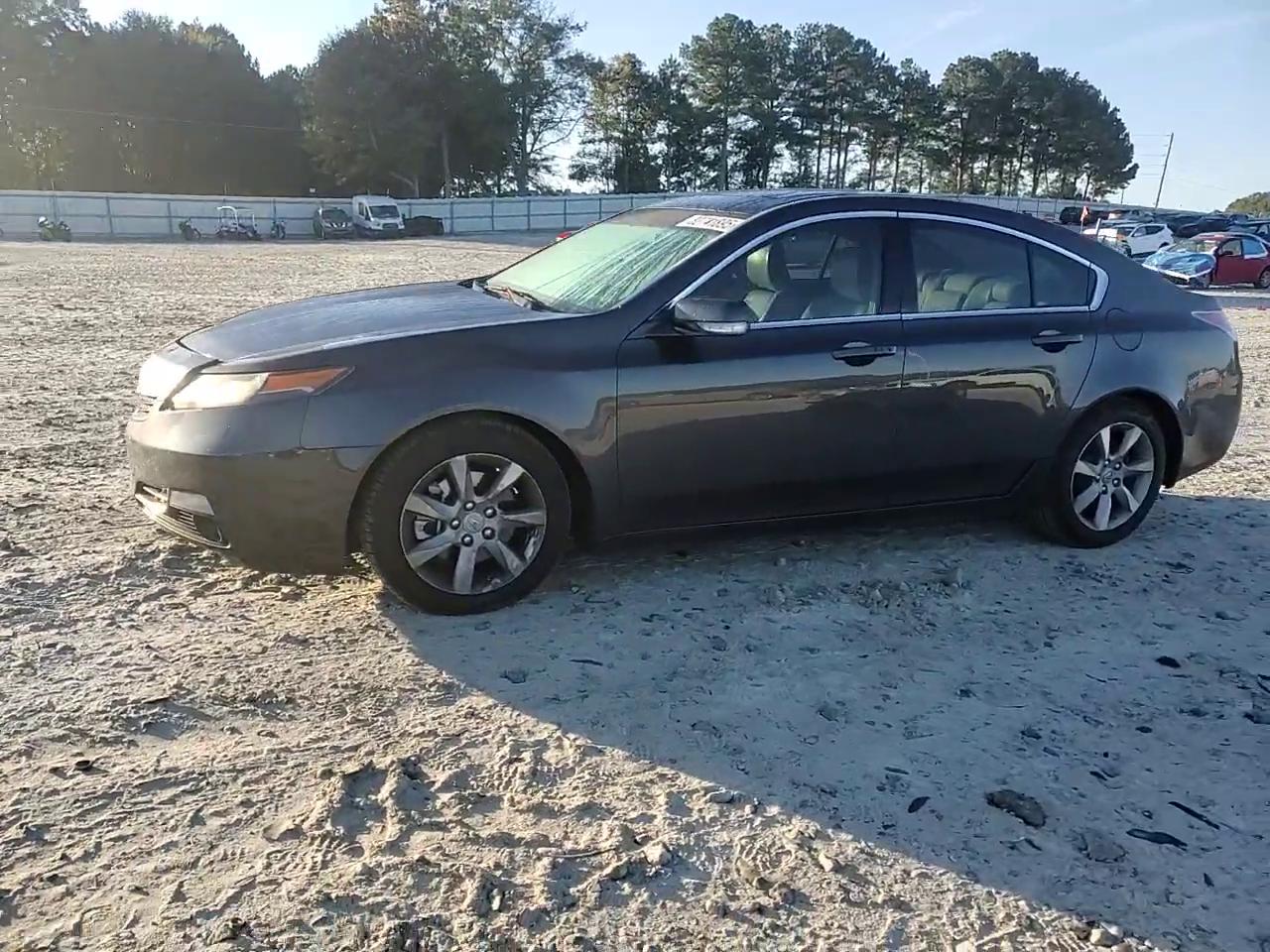 Фото: 19UUA8F54DA001699