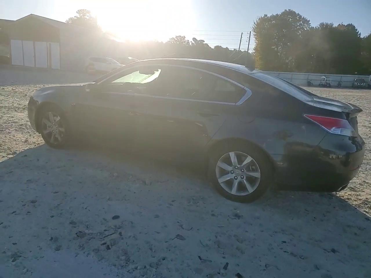 Фото: 19UUA8F54DA001699