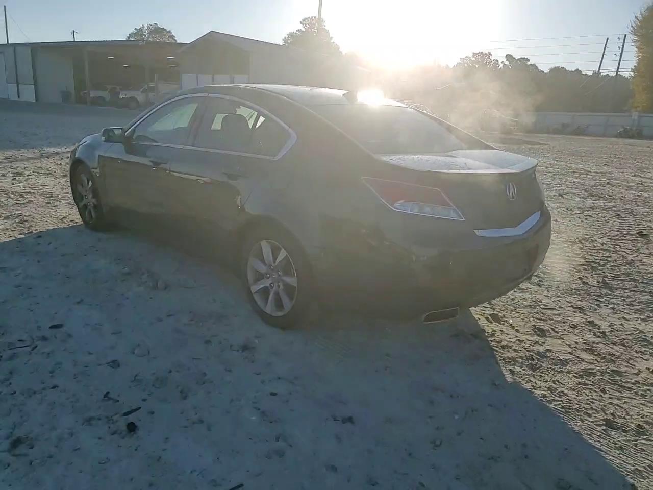 Фото: 19UUA8F54DA001699