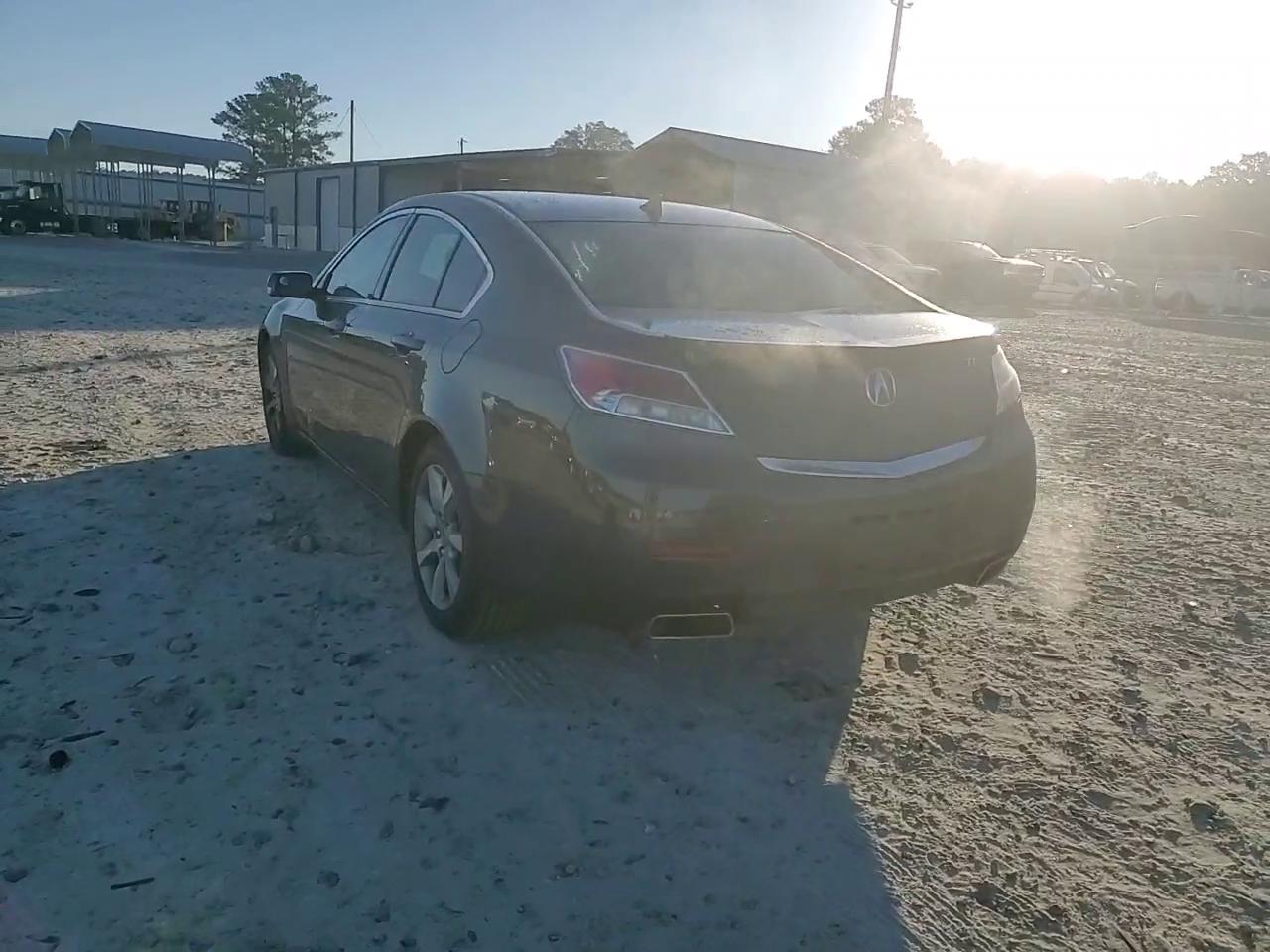 Фото: 19UUA8F54DA001699